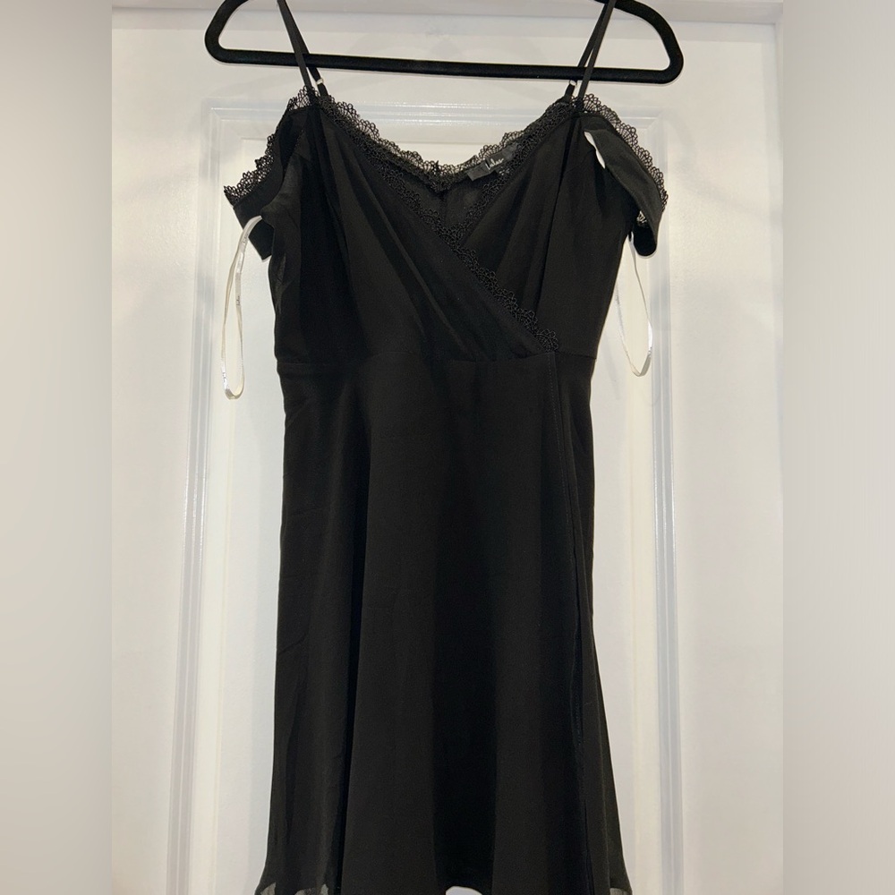 Lulus black short dress off the shoulder small